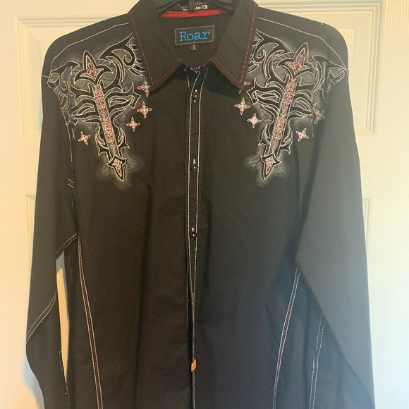 Buckle Other - Buckle Long Sleeve Roar Shirt